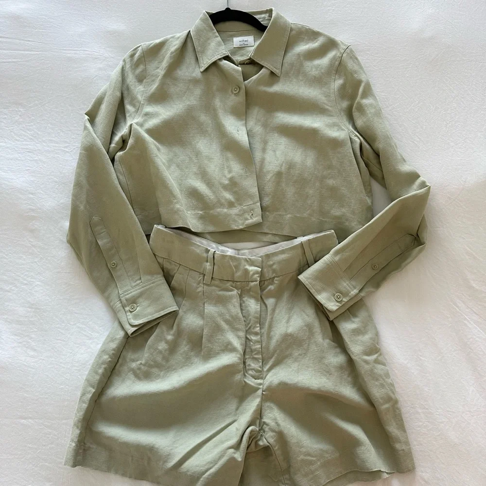 Aritzia Two-Piece Linen Blend Shirt & Shorts Set in Sage Green